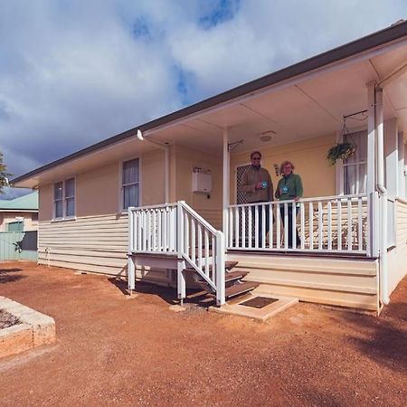 The Cottage - Wave Rock Short Stay Hyden Extérieur photo